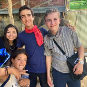 Elias Harger Instagram - Soaking in the last bit of summer before I start high school with my friends at @sixflagsmagicmountain