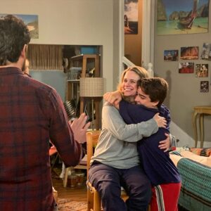 Elias Harger Instagram - Missing my on-set hugs from @andreabarber. @fullerhouse #season5 #behindthescenes
