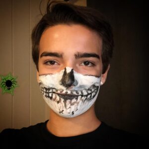 Elias Harger Instagram - Boo! I hope you had a great Halloween! Tell me how you celebrated! I helped my parents put on scavenger hunt at home for my two younger siblings. It was a lot of fun. 🎃👻💀