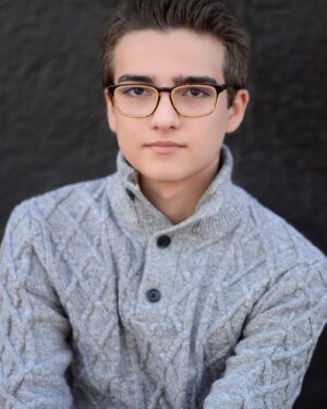 Elias Harger Instagram - New headshot @jendodson_photography  @mcmom_jen