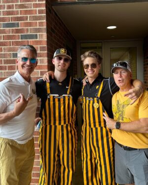 Elias Kacavas Instagram - Go Hawks, great win Saturday. Fight for Iowa. Thank you for an incredible time. 🍻 #82 #24
