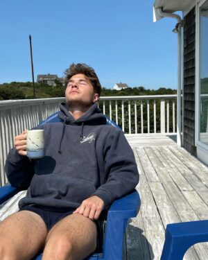 Elias Kacavas Instagram - All I need are some tasty waves, a cool buzz, and I’m fine - Spicoli