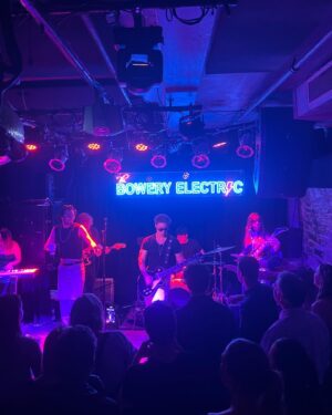 Elias Kacavas Instagram - Actors strike = Whole Lotta Guitar 🎸🤘