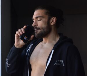Elias Theodorou Instagram - Charging up for the day #wakeandbake 🌿
@storz.bickel #itsalways420 on @leafythingscanada 
-

#thc #daily #stoned #terps #mmj #organic #weedporn #cannabiscures #love #your #medicalcannabis #edibles #buds #bong #vape #cannabisindustry #stoners #hash #homegrown #instaweed #terpenes #bud #dope #weedlife #cannabisphotography #smokeweed #art #stonernation