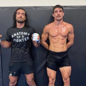 Elias Theodorou Instagram - Here’s my @aajmma appreciation post 💪
-
Hard part’s over, tonight’s time to eat! This fight might be “short notice” but you’ve been getting ready for this time to shine in the big leagues for years. #TeamMullet for life 🤙