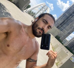 Elias Theodorou Instagram - A Mighty  run in the sun to kick off the first day of summer 🌿🤙💨 #RunnersHigh #VapeLikeAPro 
-

#cannabiscommunity #weed #marijuana #thc #cbd #cannabisculture #weedporn #weedstagram #hightimes #stoner #indica #sativa #hemp #maryjane #kush #highlife #medicalmarijuana #ganja #growyourown #smoke #cannabissociety #weedlife #life #highsociety #smokeweedeveryday #dank #high #community