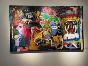 Élie Semoun Instagram - Passez voir les toiles de mon fils @andy.santori à la galerie @galerie_vellutini dans le 6 Eme à paris . C’est brut et délicat , il a un sens des couleurs formidable et ses toiles ont une présence unique . Ça s’arrête le 8 décembre !