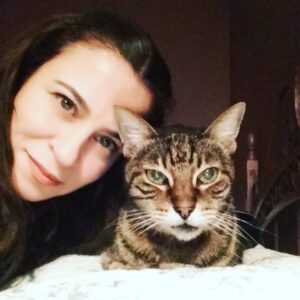Elif İnci Instagram - Bekir bey ..yaş 21 #maşallah #ihtiyar #kedi #aşk .#mehtapbayri
