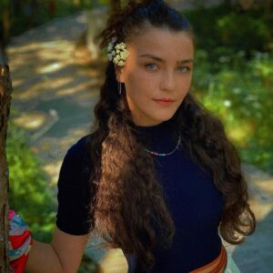 Elif Özkul Instagram - Doğa benim🐛🌵