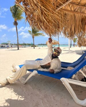 Elijah Blake Instagram - Hispaniola (The island of both Haiti & DR) easily top 2 most beautiful Beaches & Ppl on earth. Water so clear you can see the difference in fish and aquatic creature’s swimming past your feet. Fruit & agriculture so fresh that the taste almost unrecognizable in the absence of pesticides & preservatives
.Though they don’t have much they are rich in spirit. Don’t know what took me so long to go back but I’m glad I did!
