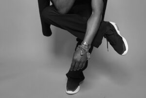 Elijah Kelley Instagram - If you’ve worked at a Big lots, Dollar General, Family Dollar, Ross Dress For Less, or A Marshall’s....I have definitely stolen items from your establishments. #youcanthealwhatyoudontreveal #growth 🤲🏿