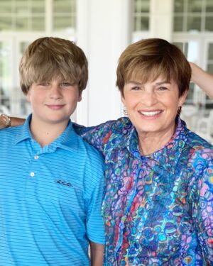 Elisa Strauss Instagram - A LOT has happened in the year since I shot the TV Show #FoodStars 
I was away a year ago for about a month. But when I was back my Aunt Bonnie @kbc4u celebrated a special birthday along with her grandson Gavin.

Coming up with a design for these two came to mind…I was inspired by my dear friend @rbicakes and his incredible cakes! I felt badly for “copying” him and he graciously said, “we are all inspired by each other and we borrow recipes, designs and more” ❤️❤️❤️

To please everyone the cake was two layers of vanilla cake and two layers of vanilla!