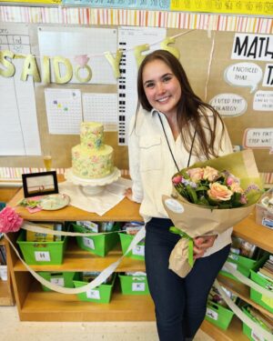 Elisa Strauss Instagram - When one of the sweetest teachers on earth gets married, even I can come out of “retirement” to celebrate her. 
#buttercreampiping #bombesquad