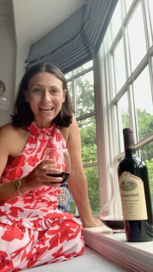 Elisa Strauss Instagram - Thank you @chimneyrockwinery for the fabulous Cabernet Sauvignon. I enjoyed watching all my friends from #foodstars from the comfort of my own home! Good luck to all my buddies and @jakearonskind we will meet up to discuss @peppertheapp and more!!! 
@foodclubfox @foodstarsfox @realityclubfox