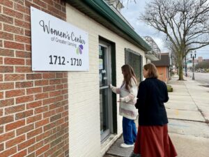 Elissa Slotkin Instagram - Appreciated hearing from and touring the Women’s Center of Greater Lansing this week, an org that has provided support services to more than 10,000 women in our community since opening in 2005. Their leadership shared that the need for their services has tripled over the last year, and that recent drug shortages — specifically medications that address mental health needs — puts a real strain on their ability to serve the community. Hearing from the local folks on the ground is vital to the work I do in Congress, and it’s always great to spend some time with dedicated advocates who work so hard to serve people.