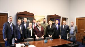Elissa Slotkin Instagram - Yesterday, I sat down with a delegation of Ukrainian parliamentarians – including my friend Sasha Ustinova – for a frank discussion on the way forward on Ukraine as conflict roils in the Middle East. 

The potential for a wider regional conflict that targets U.S. forces and resources is very real, so it’s important we start talking about the implications for Ukraine, particularly as we enter the third week with no Speaker of the House, and no way to bring bills to the floor.

In addition, we discussed the impressive growth of defense manufacturing in Ukraine since the start of the war — and ways the US can help further that indigenous development. In need of faster production, Ukrainian engineers have been hard at work to secure a steady supply of the capabilities they need to continue fighting Russia.