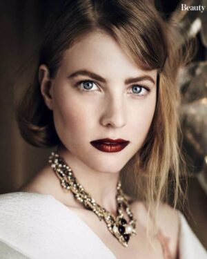 Elizabeth Blackmore Instagram - Throwing it back to 2014. For @instyleaus #tbt