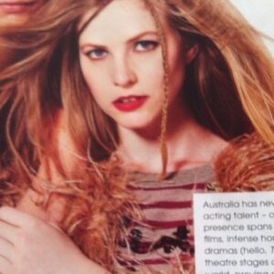 Elizabeth Blackmore Instagram - My actual #oldheadshot is happily gathering dust at my mums house somewhere but this is from one of my first magazine shoots- I think ‘Marie Claire Australia’ ?? “Here, pop on this yeti jacket and give us ‘edgy’. Added bonus if you make your hand as giant as possible” 👏
#oldheadshotday