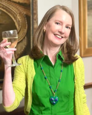 Elizabeth Craft Instagram - Happy Birthday to my all time favorite sister! @gretchenrubin
