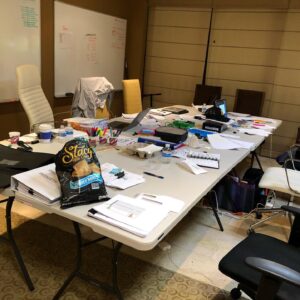 Elizabeth Craft Instagram - Production has taken over what used to be the #FantasyIsland writers room. @sfain and I have made an office from three stray chairs. #happierinpr