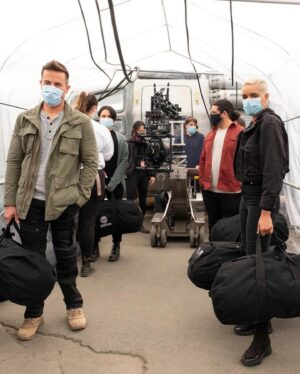 Elizabeth Faith Ludlow Instagram - A little BTS from Another Life - S2 ☄️

Thank you for all the support! 💥

#AnotherLife #Netflix