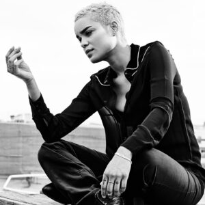 Elizabeth Faith Ludlow Instagram - Wild Thoughts 💭 ⁣
.⁣
.⁣
.⁣
.⁣
📸 @stormshoots ⁣
MUA @adambreuchaud ⁣
Hair @christianmarc ⁣
Styled by @gaellepaul