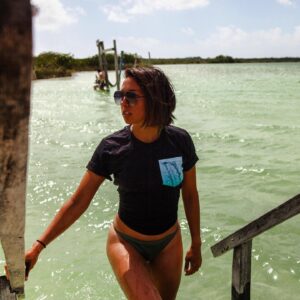 Elizabeth Frances Instagram - Blue Steel or Magnum? 🧜‍♀️ 😂

Shameless plug: buy this shirt from my friends @justgetwet_ this Sat at their shop opening down in SD #supportlocalbusiness #summervibes #freedive #divedeep #mixedbabies #travel #diving #tulum

📷: @nicinthewild