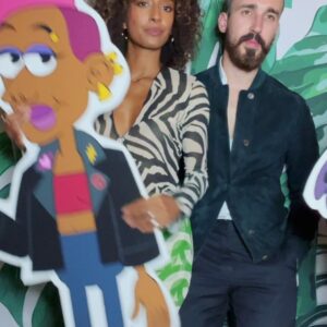 Elizabeth Grullón Instagram - Look ma! I’m a cartoon! Everybody, meet Lita. Lita, everybody. Truly can’t wait for you all to experience what we’ve created for you on the new Disney series ✨PRIMOS✨The entire team has poured their heart, creativity and culture into this series. Check it out on @disney and @disneyplus this summer! Vamos!!! 💫🇩🇴 #Primos #Latinidad #AfroLatina #Lita #Disney