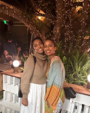 Elizabeth Grullón Instagram - wow. what a night celebrating our beloved #TheOwlHouse !!! thank you to our unbelievably talented and kind cast and crew, and to all of our fans! I’m forever grateful for the opportunity to honor my mother and our culture through my work as Camila Noceda. (and it was so special to have my sister by my side at the wrap party). Long live the chancleta! 🩴 #TheOwlHouse #CamilaNoceda