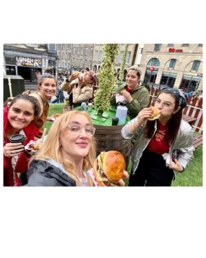 Elizabeth Ho Instagram - More Edinburgh fringe @chriskirkpatrickmasmusical magic 🪄 

1: first walk on the meadows
2: our airport pick up
3: first pizza party with everyone reunited
4: our poster in the wild
5: rehearsing bbs
6: meal break
7: preview Joey 
8: Finale 
9: Wig Bucket roll call
10: Spotted another poster in the wild