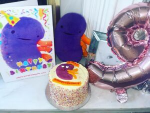 Ella Chadwick Instagram - I love May its normally a busy month starting with 1 of my favourite days. 7th May 2014 i had my 2nd kidney transplant. A day we thought would never happen so we celebrate this day every year. My kidneyversary this year was same wkend as the kings coronation so we went to a coronation party then to arcades and restaurant for tea. Of course a kidneyversary cake was eaten too with rainbow candles. My best day to celebrate thanks to @greatormondst for doing the transplant my amazing donor my nanna @christinachadwick5936 and @RMCHosp for looking after me and keeping me and sydney kidney well 💚💜🎉