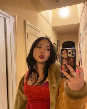 Ella Jay Basco Instagram - new year new me fr💪 hny everyone🥳🥳