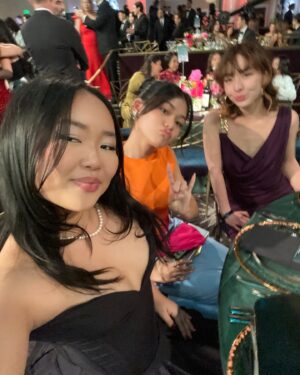 Ella Jay Basco Instagram - kids table was lit this year👯‍♀️

thank you so much @unforgettablegala for throwing another amazing gala this year. i swear they just get better and better! and most importantly i loved seeing all my cute little friends heehee💗🤭
