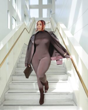 Elle Breaunna Instagram - “Hold fast to your dreams, for without them life is a broken winged bird that cannot fly...”
-Langston Hughes

Fearlessly Flying Free🕊️

📸 @dredotty