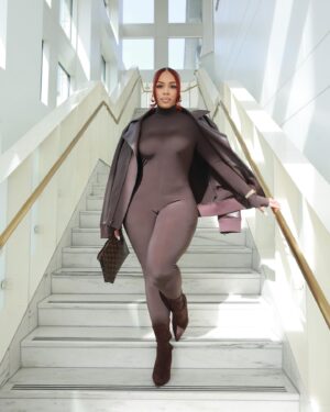 Elle Breaunna Instagram - “Hold fast to your dreams, for without them life is a broken winged bird that cannot fly...”
-Langston Hughes

Fearlessly Flying Free🕊️

📸 @dredotty