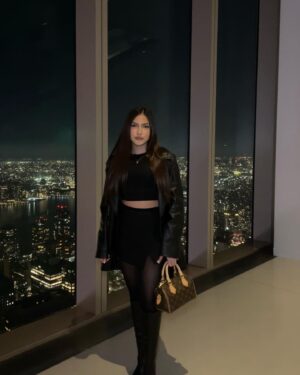 Elle Paris Legaspi Instagram - i’m backk