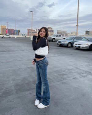 Elle Paris Legaspi Instagram - i ❤️ vegas