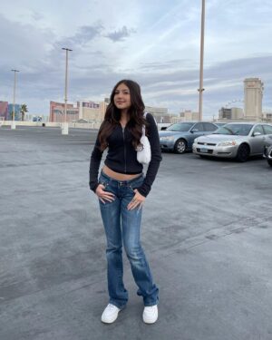 Elle Paris Legaspi Instagram - i ❤️ vegas