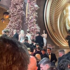 Ellen Mirojnick Instagram - #oscars. Part 2 🧡@byellenm @lmirojnick @oppenheimermovie. 🏆🏆🏆🏆🏆🏆🏆ken