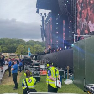 Ellie Diamond Instagram - RADIO ONE BIG WEEKEND! 
So much fun being back in Dundee working at @bbcradio1