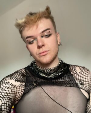 Ellie Diamond Instagram - I’ve realised I’ve not posted any out of drag pics in a while…Enjoy n scroll thru some lookies I’ve done ✨✨
-
Since moving to Manchester I’ve thoroughly enjoyed styling and dressing however i bloody like….. lil bit cute a lil bit alt!
-
Being suppressed into wearing “normal boy” clothes in Dundee I never felt any sense of being my own person/ having a personal style! I’m growing everyday and finding out more and more about myself and my style! Who I am and what I want to do here is definitely a journey with a lot of ups and downs but…..I’m still kicking and baby I’m thriving in my own! 
-
Thank you all for your continued support and love🖤✨