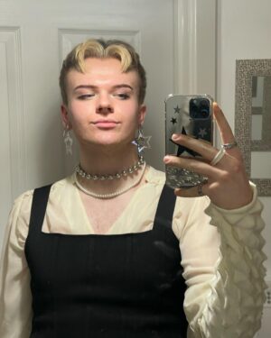 Ellie Diamond Instagram - I’ve realised I’ve not posted any out of drag pics in a while…Enjoy n scroll thru some lookies I’ve done ✨✨
-
Since moving to Manchester I’ve thoroughly enjoyed styling and dressing however i bloody like….. lil bit cute a lil bit alt!
-
Being suppressed into wearing “normal boy” clothes in Dundee I never felt any sense of being my own person/ having a personal style! I’m growing everyday and finding out more and more about myself and my style! Who I am and what I want to do here is definitely a journey with a lot of ups and downs but…..I’m still kicking and baby I’m thriving in my own! 
-
Thank you all for your continued support and love🖤✨