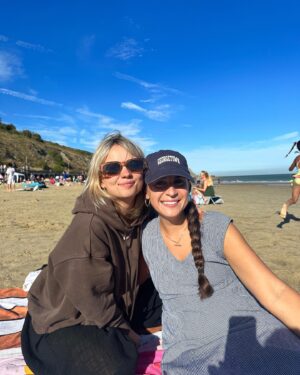 Ellie Duckles Instagram - Oh summer !!

1) Portugal taken by @eolandediaz 
2) hen for the one n only @harrilong 
3) Portugal also taken by @eolandediaz with @emilybrooksuk 
4) pops 
5) seaside trip to see @itsmegeorgiew 
6) my sisters !!!
7) Arthie
8) tooooobe w @steadibrooks 
9) baby bear
10) last Portugal snap with loml @eolandediaz