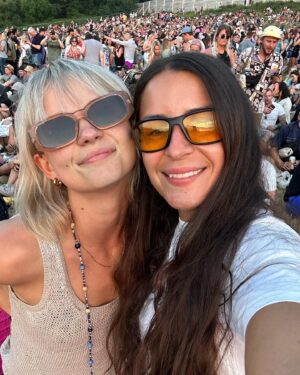 Ellie Duckles Instagram - Glastonburrrryyyyy 😏😏
My body and mind are recovering but my heart and soul are so full ‼️‼️
Another epic year. Feeling so much gratitude for new friends, old friends, beautiful memories with my family and the privilege of frolicking around Worthy Farm.
UNTIL NEXT YEAAAR BABY♥️♥️♥️✨✨