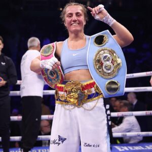 Ellie Scotney Instagram - No.1 at 122lbs 👑👑👑 @elliescotney_