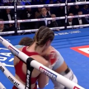 Ellie Scotney Instagram - A ruthless display from @elliescotney_ who now holds the WBO, IBF and @ringmagazine belts 👑👑

#ScotneyLefebvre | #GillBarrett