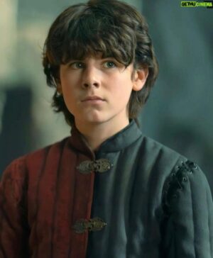 Elliot Grihault Instagram - It’s time… the finale of @houseofthedragonhbo streams tonight on @hbomax in the US! 🔥🐉 Just you wait for what @gregyaitanes has cooked up 🔥🙌🏻