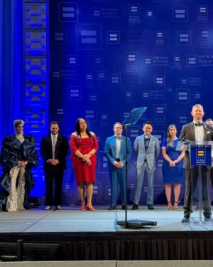 Elliott with 2 Ts Instagram - It was such an honor to present at the @humanrightscampaign Las Vegas gala as well as introducing congressman @stevenahorsford to speak. It’s such an honor to be apart of an organization that is actively fighting on a daily basis for our rights as members of the LGBT  community. We gotta fight the good fight yall!!!! 💕💋🤟🏻🏳️‍🌈🏳️‍⚧️
💇🏼‍♀️: @wigsx 
🪡: @olwenzarlengostyle 
🧥: @luismiguelchicago 
💍: @nobasicbombshell 
@lasvegashrc @humanrightscampaign #hrc #humanrightscampaign #queen #dragqueen #dragrace #politics #queerpolitics