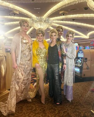 Elliott with 2 Ts Instagram - Surprise!!! It was an incredible honor to be able to play @realjeansmart drag queen body double with some other vegas gal pals in the newest season of @hacks on @streamonmax not to mention working side by side with the iconic @realchrismcdonald it was incredible to spend time on an actual set and see how much effort goes into ONE SHOT 😂😂 @paulwdowns thank you for this opportunity!!!! #hacks #jeansmart #living #gigs