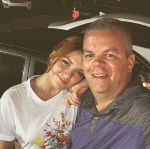 Elyse Dufour Instagram - Takingamomenttoappreciatethis awesome friend, killer bodyguard, and allaroundbestperson @celtictso yaaaknow. Seeyousoon!Protectme 💀